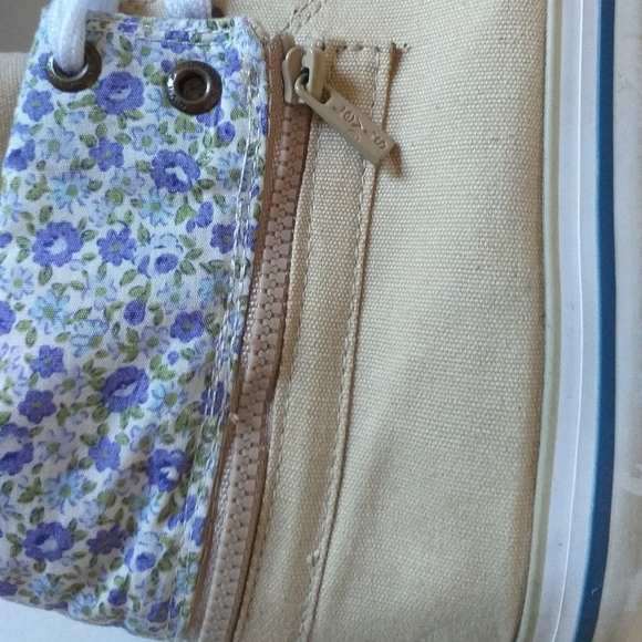 - Levis canvas high top sneakers  mens size 10 - Picture 9 of 10